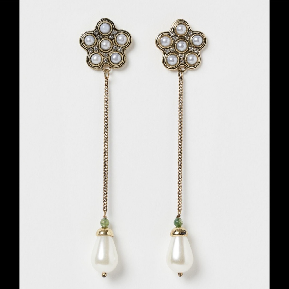 H&M SABYASACHI FLORAL & PEARL PENDANT EARRINGS